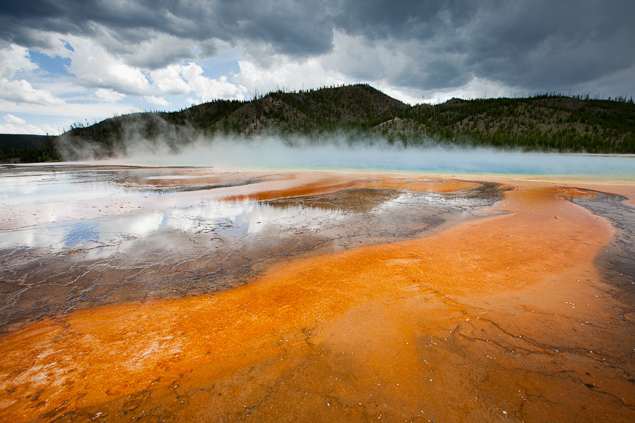 Midway Geyser Basin